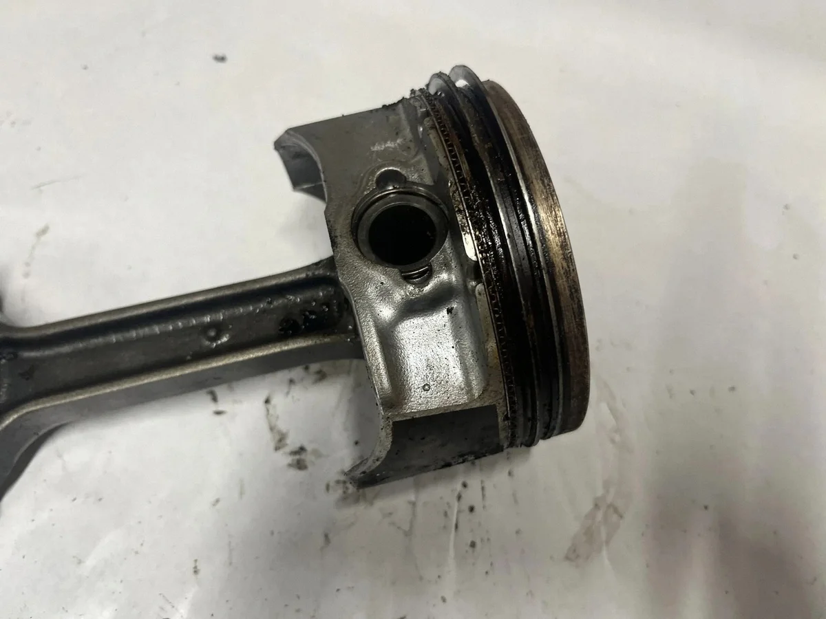 Chevrolet Camaro Piston 12654243 Occasion image 6