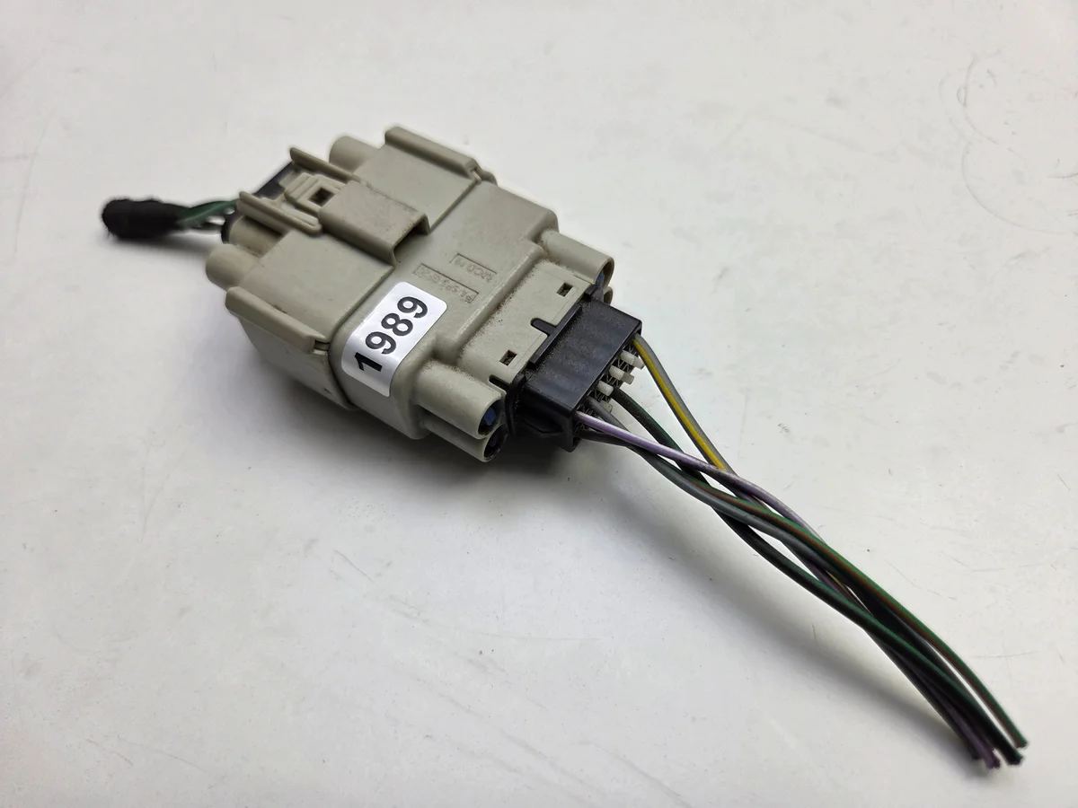 Conector Ford Mondeo MK5 Fusion Usado image 5