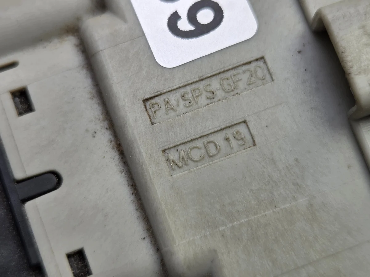 Conector Ford Mondeo MK5 Fusion Usado image 10