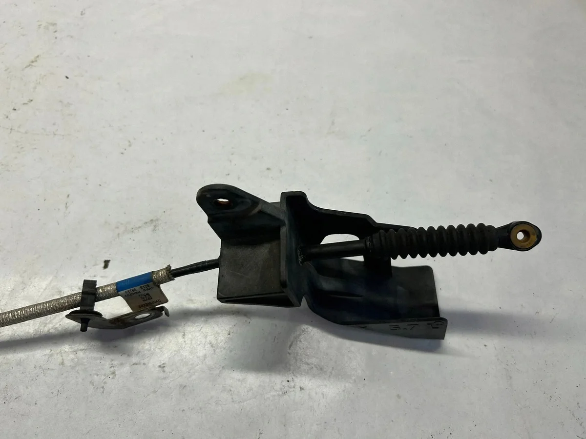 RAM 1500 DT Gear Shift Cables 68231649AC image 4