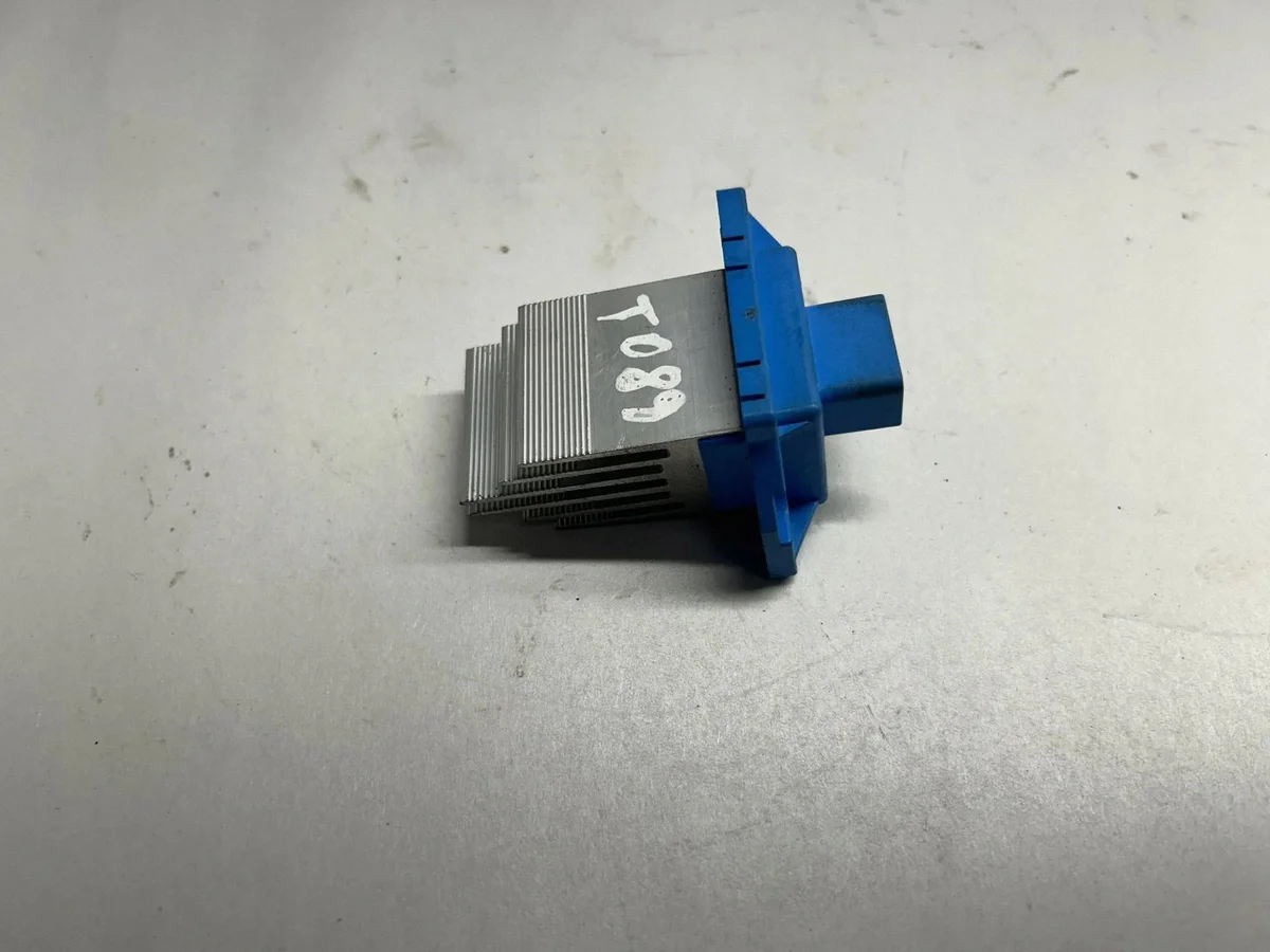 Hyundai 12345 puhaltimen vastus image 3