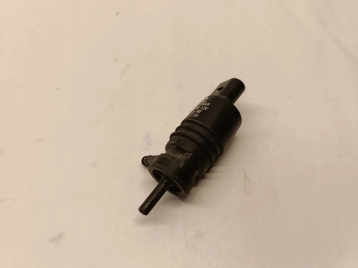 Pompe lave-glace Dodge Ram 1500 68071576AB image 3