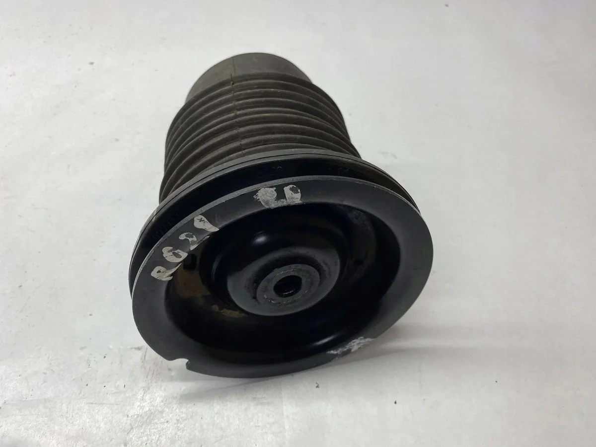 Chevrolet Camaro Stoßdämpferabdeckung Hinten 92271185 image 6