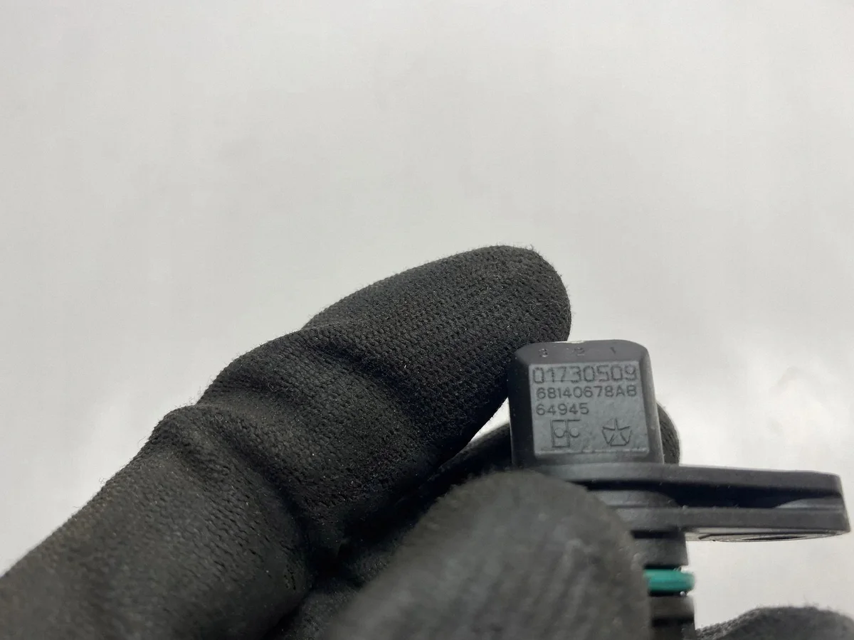 Dodge RAM Krukaspositie Sensor 68140678AB image 7