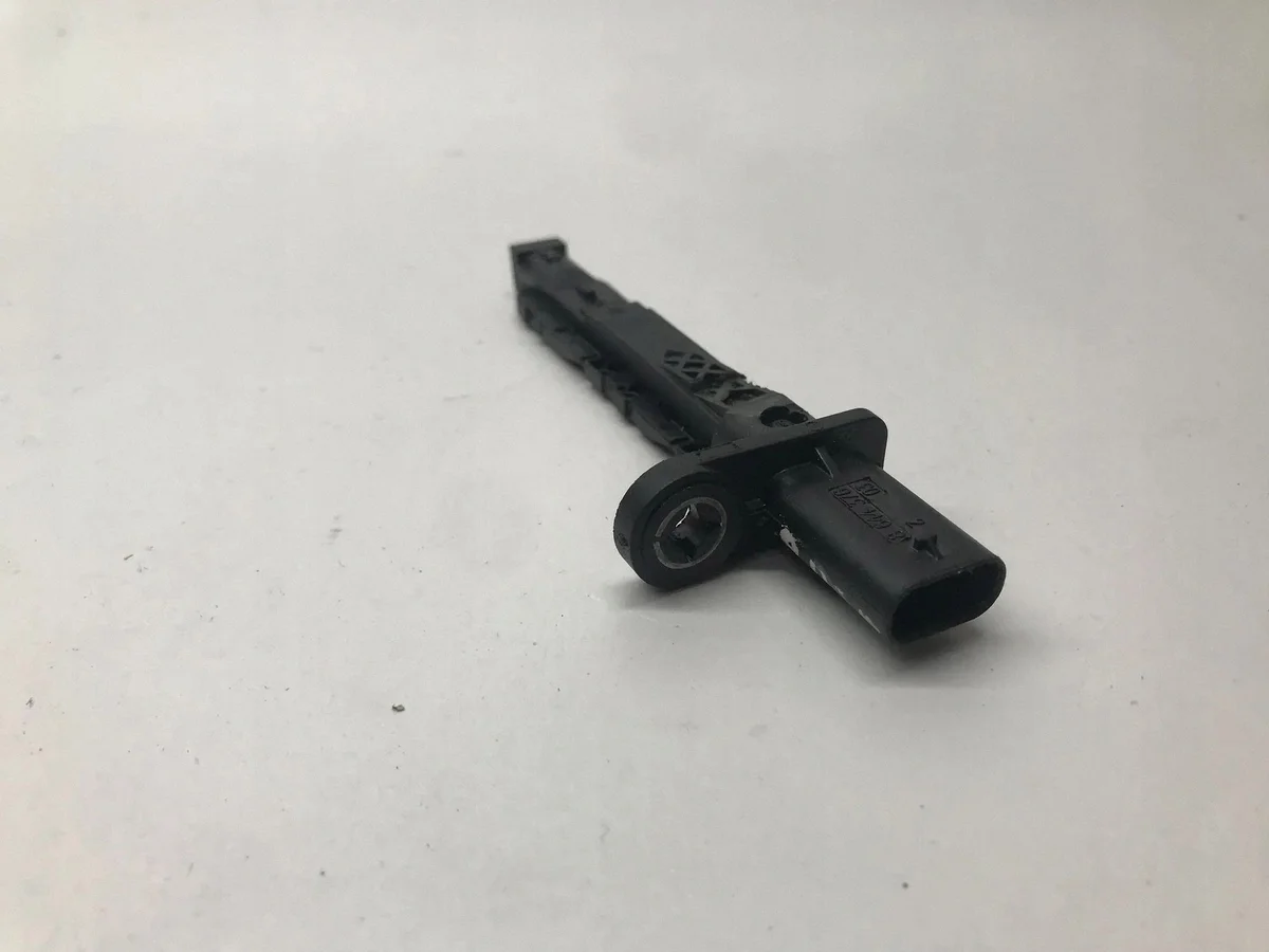 BMW 8644376 Crankshaft Position Sensor Used image 4