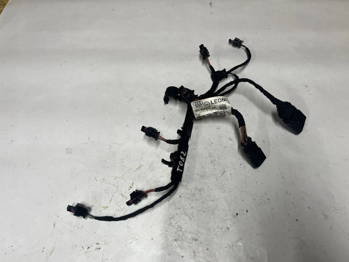 Faisceau injecteurs Audi A3 S3 8V 06L971627AB image 5