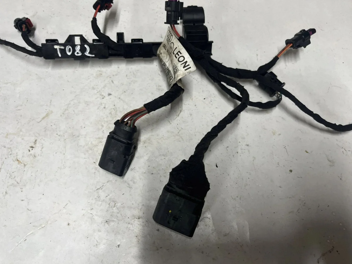 Faisceau injecteurs Audi A3 S3 8V 06L971627AB image 8
