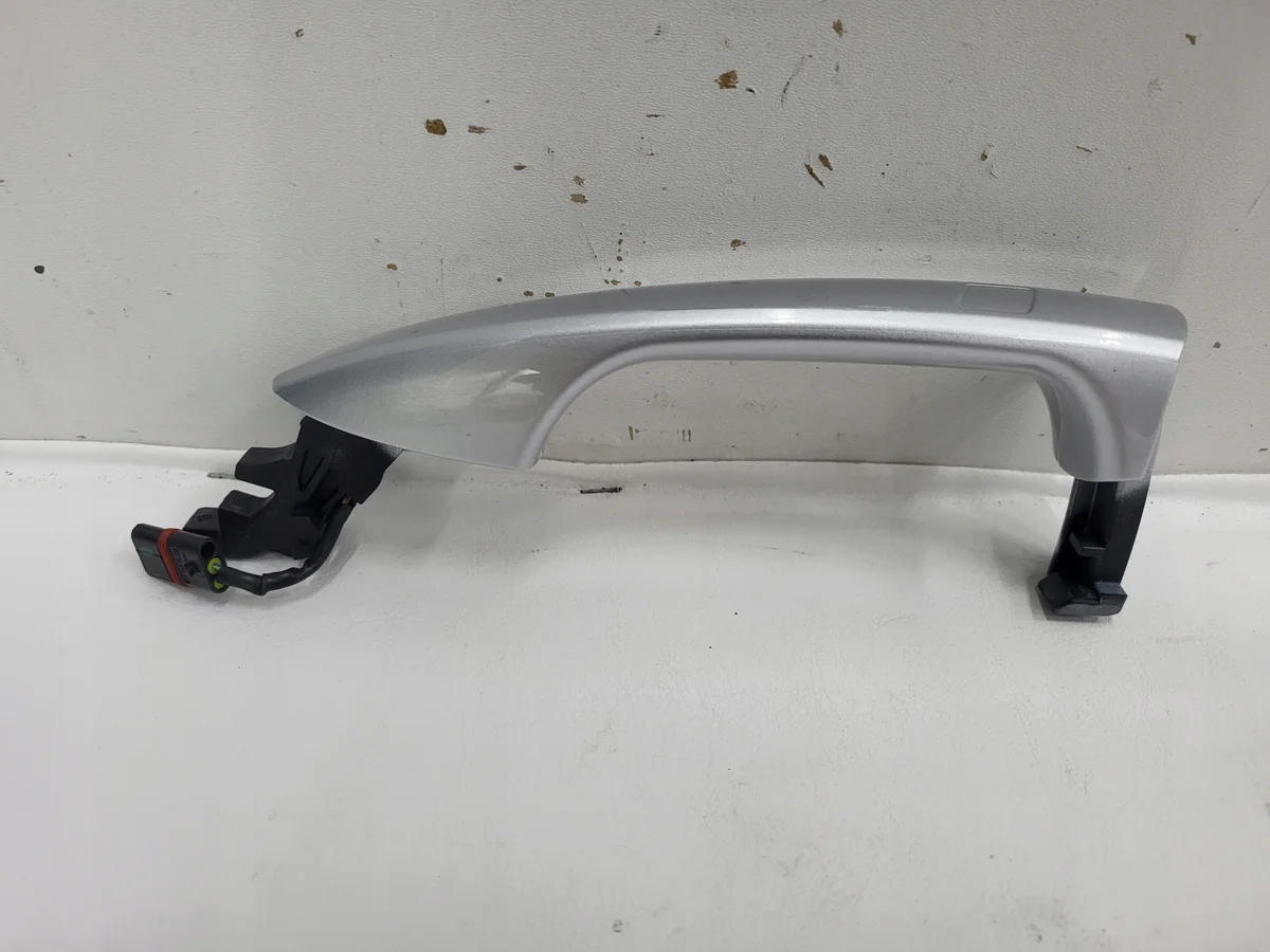 Mercedes ML W166 Linker Deurgreep A2047601370 image 3