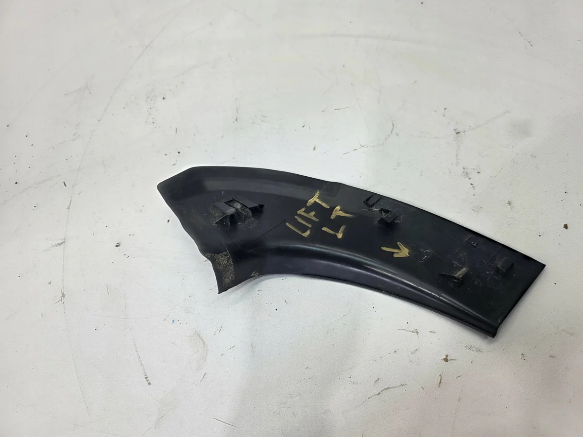 Moldura Farol Traseiro Esquerdo Audi A6 C6 image 3