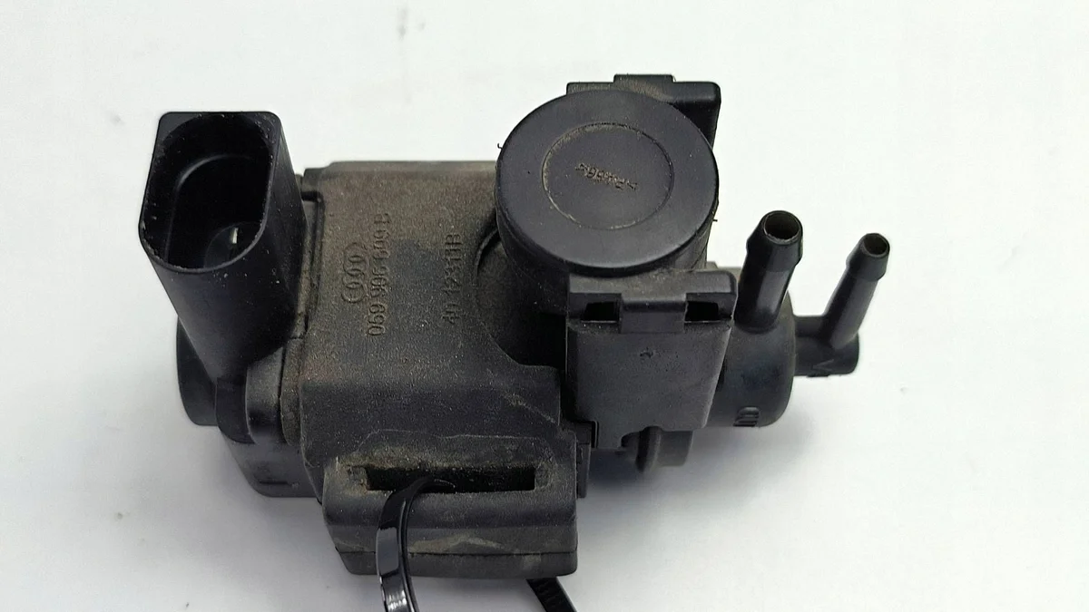 Électrovanne Audi A4 2.5 TDI 059906629