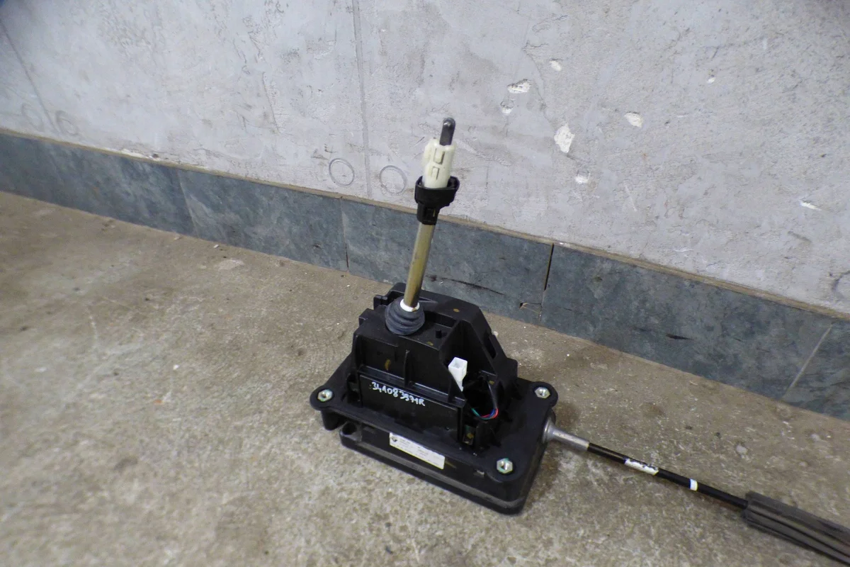 Renault Clio IV Leva Cambio Automatico CART341083971R image 3