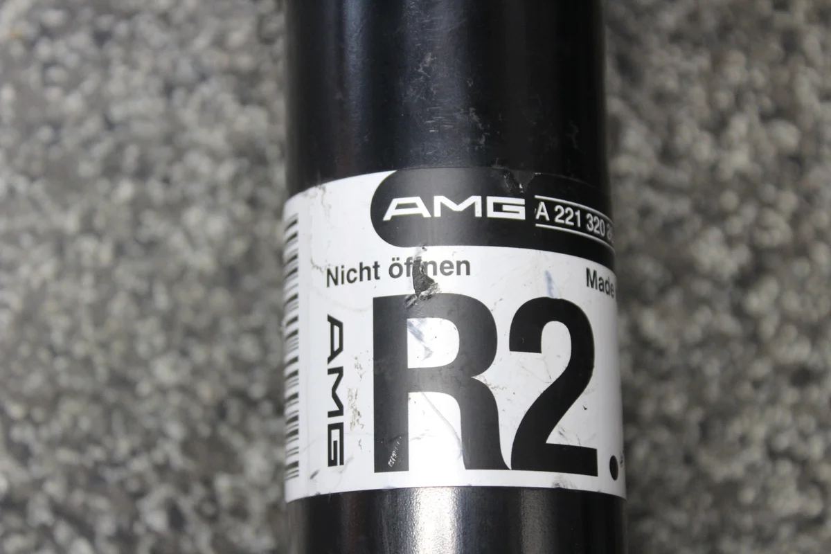 Mercedes CL W216 6.3 AMG Stoßdämpfer Rechts Hinten image 4