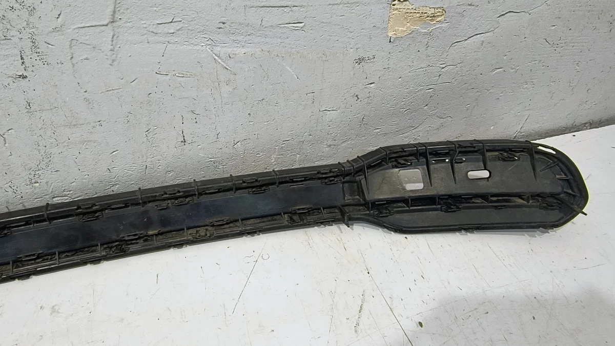 Takahelman listan spoiler Audi Q5 II S-LINE image 10