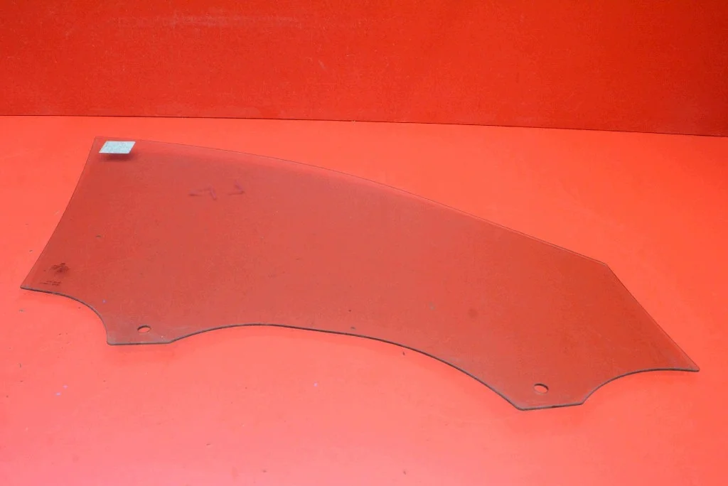 VW Golf 7 Left Front Side Window Used image 5