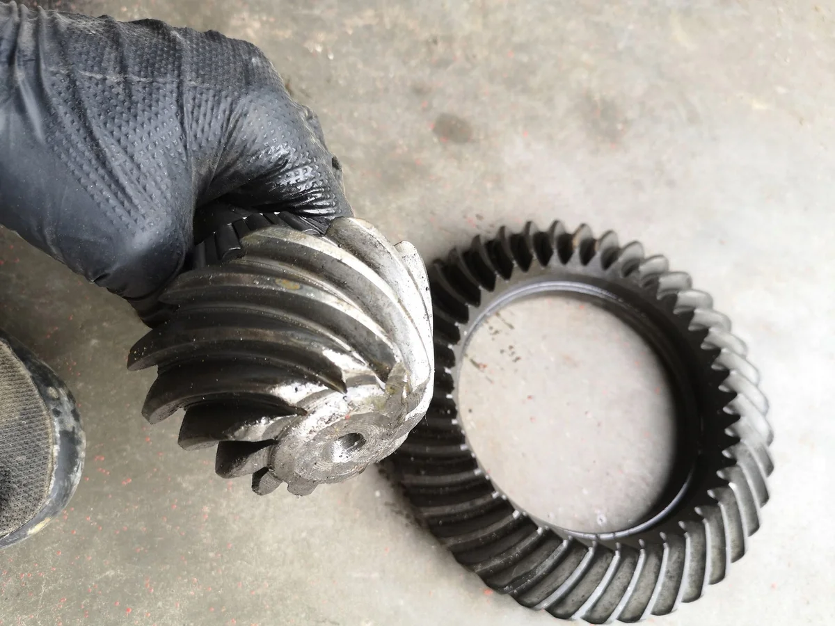 Jeep Grand Cherokee ZJ XJ Differential Axle Set