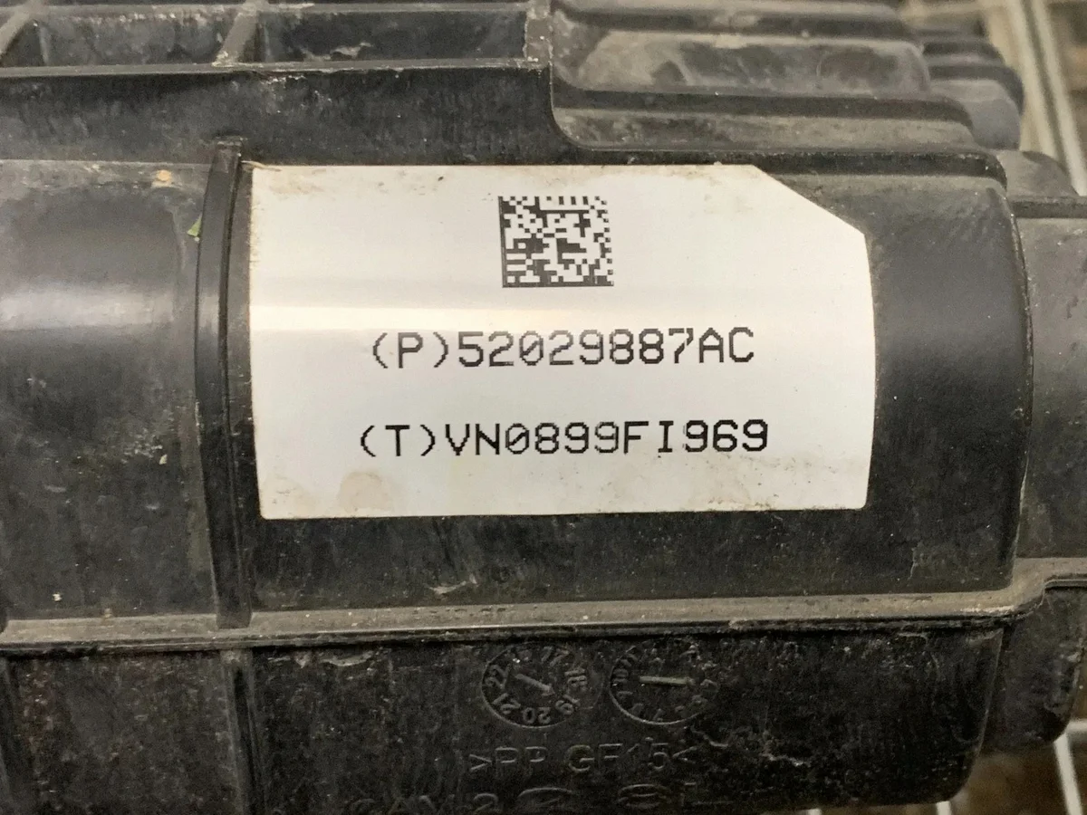 Filtro Carbón Dodge Ram 1500 72142991 image 4