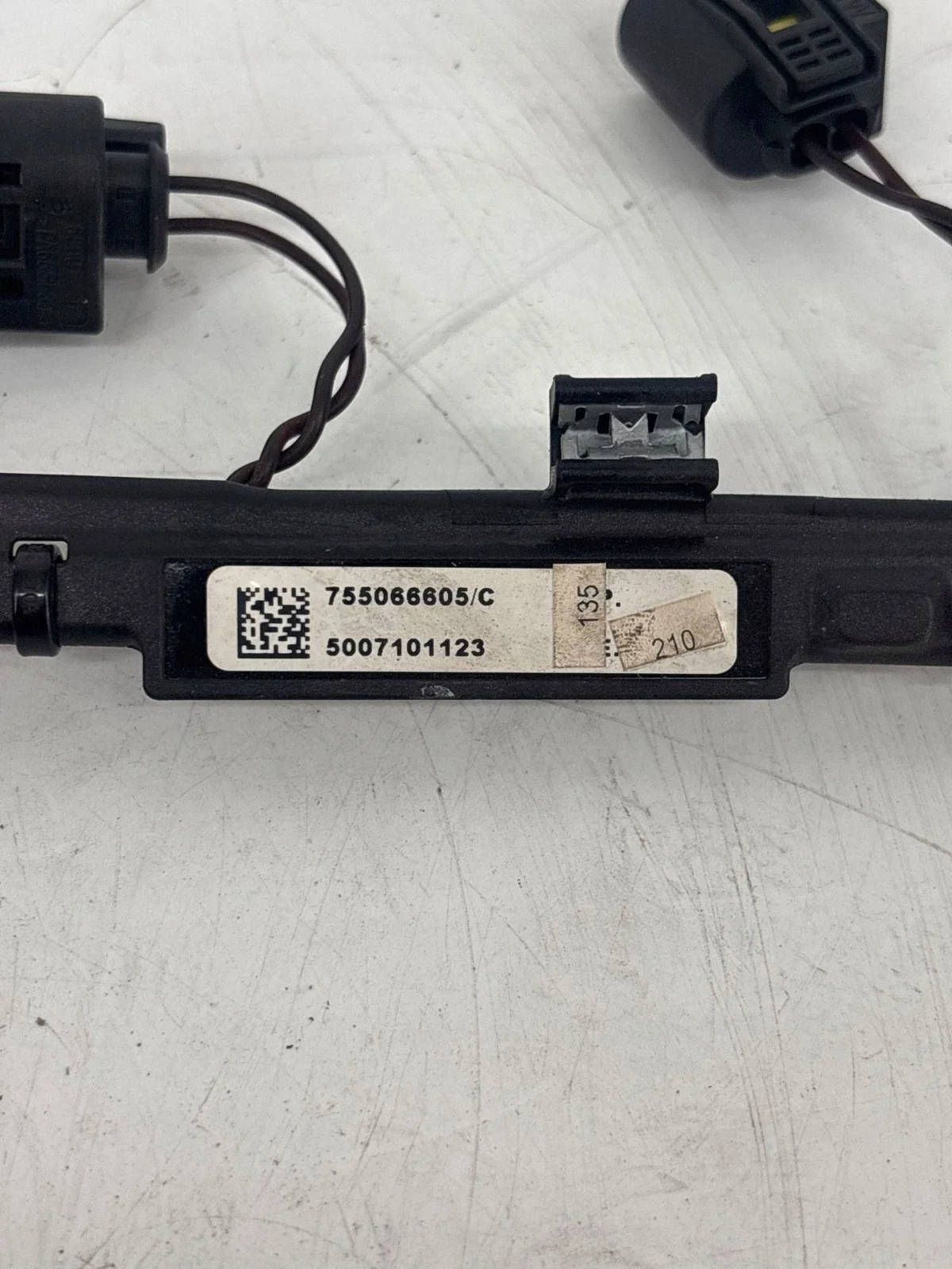 BMW Injector Harness Left 755066605 image 9