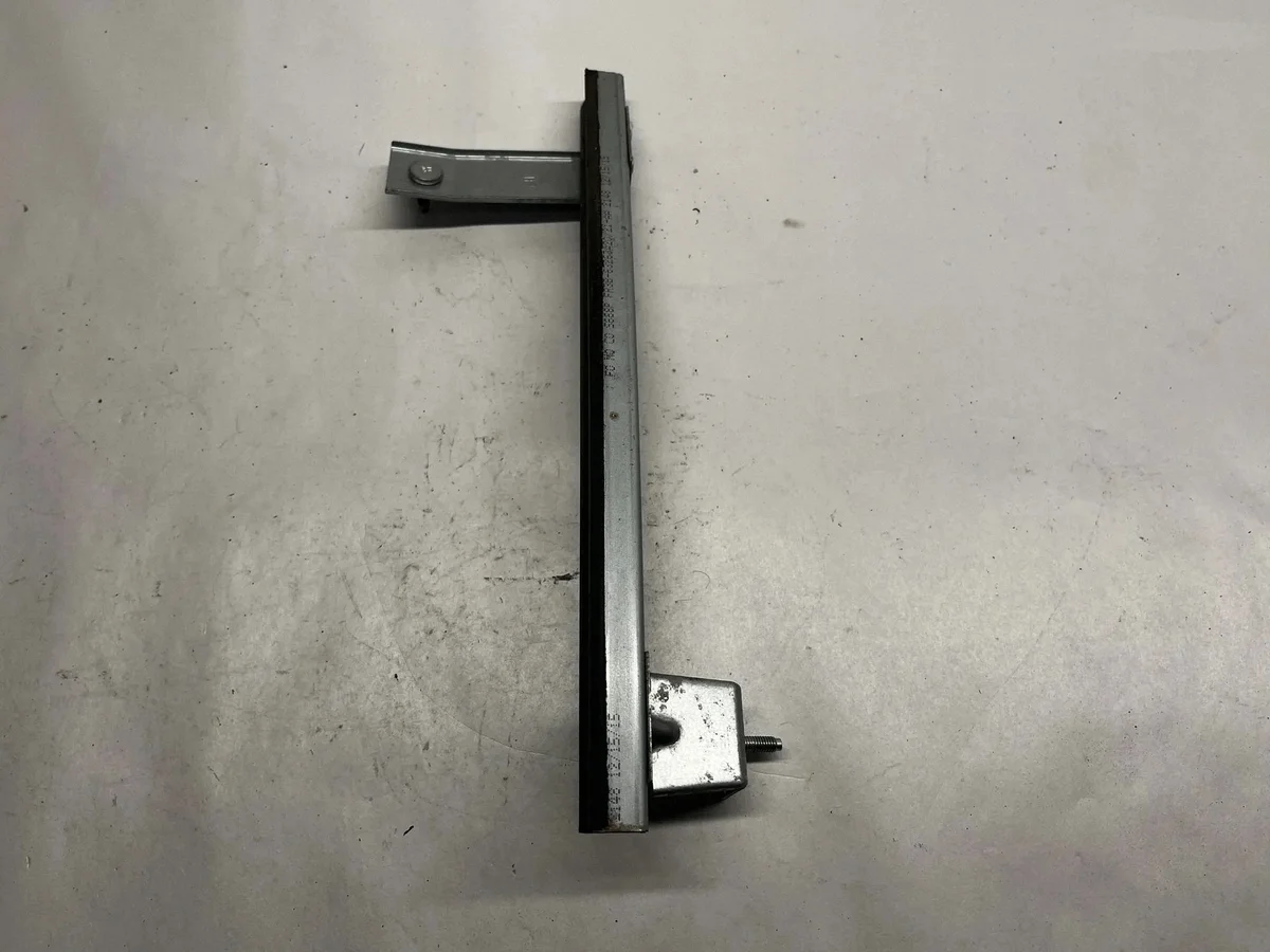 2017 Ford Mustang Front Door Window Guide FR3B63263A20 image 3