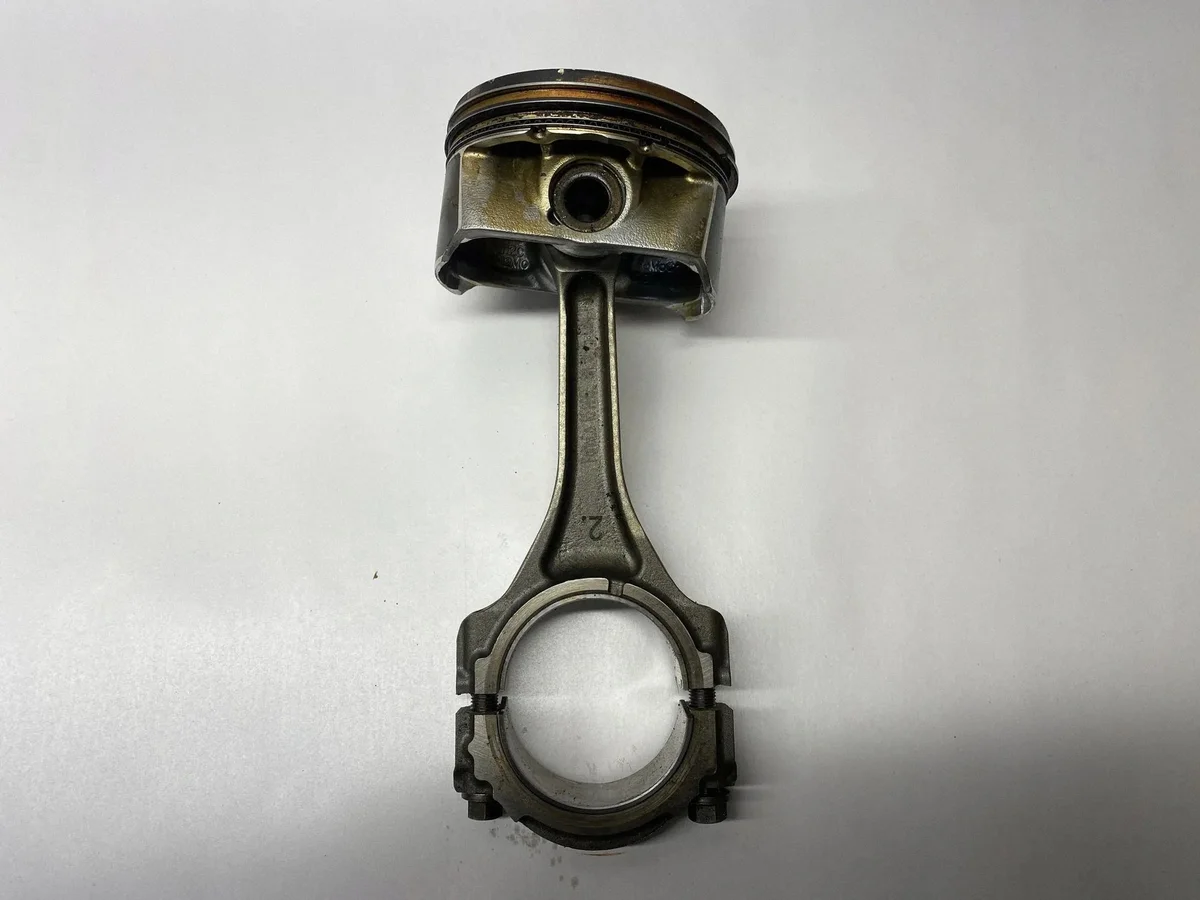 Tucho de motor Ford Mustang V 3.7 usado