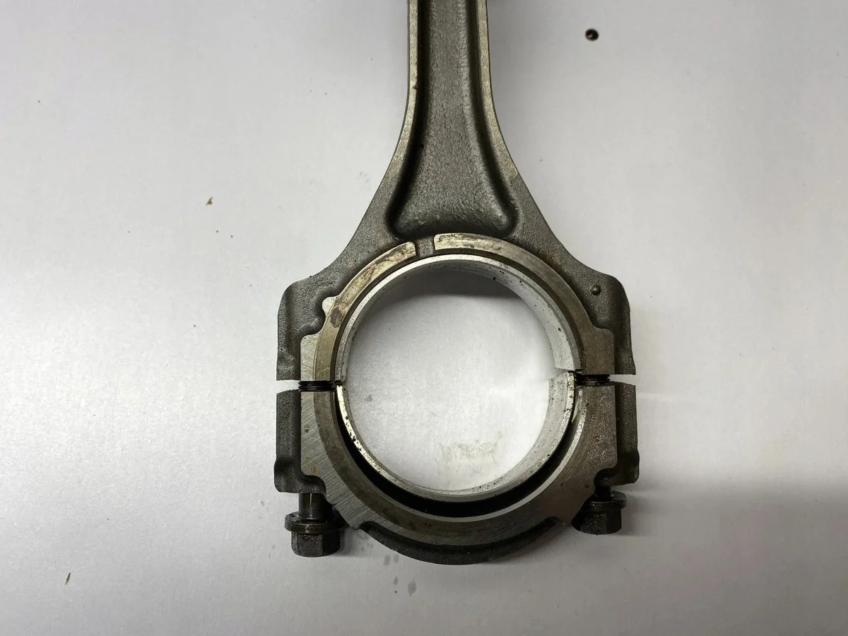 Piston moteur Ford Mustang V 3.7 image 7