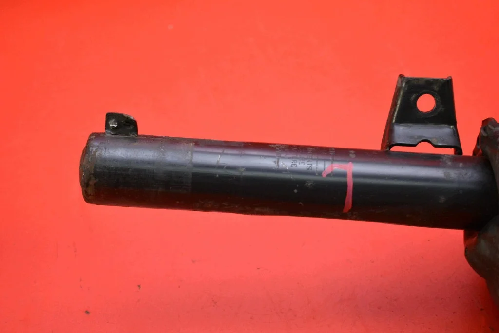 Used Front Left Shock Absorber VW Golf 7