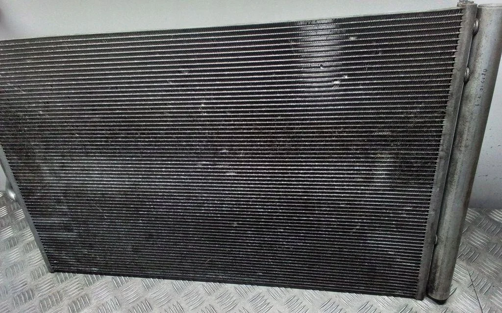 Condenseur clim Porsche Cayenne 7P0820411B image 5