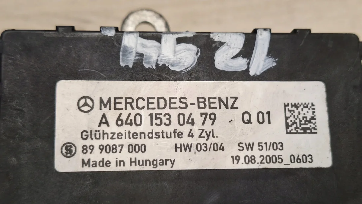 Sytytystulppa Mercedes-Benz A6401530479 image 3
