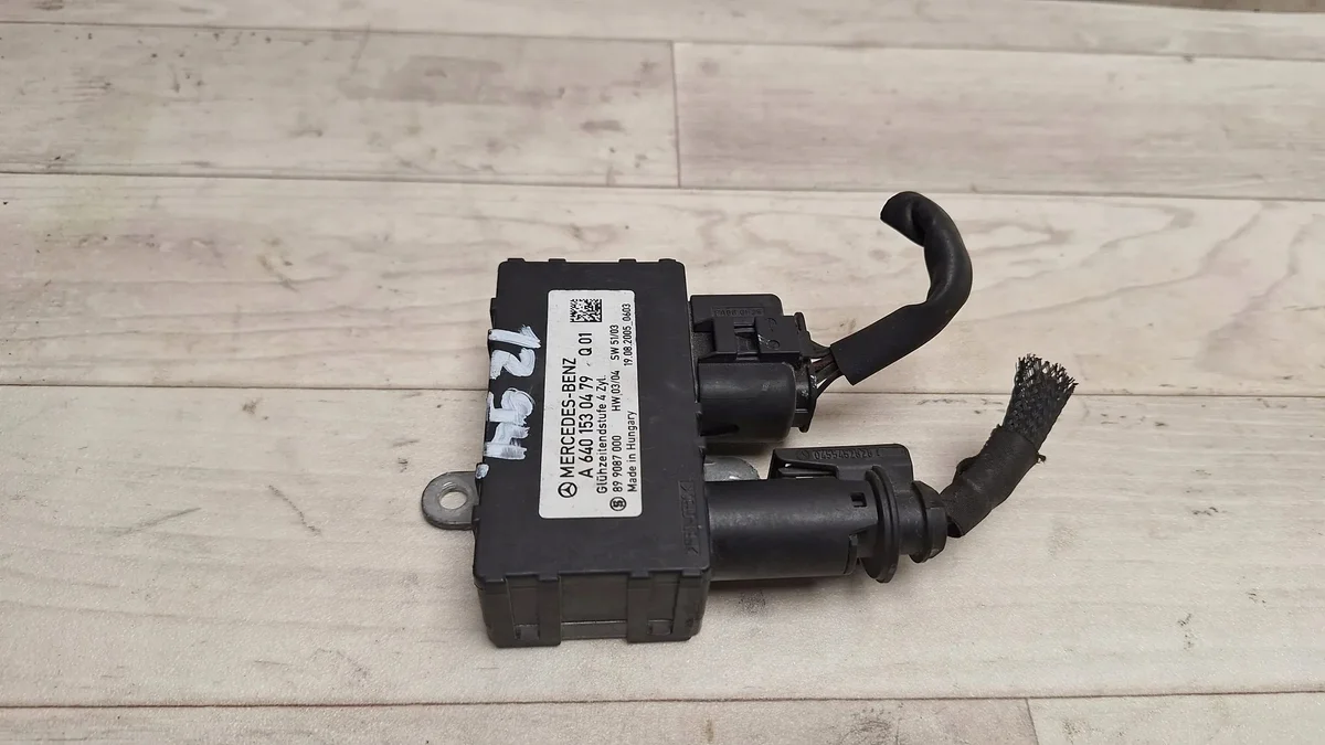 Sytytystulppa Mercedes-Benz A6401530479 image 4
