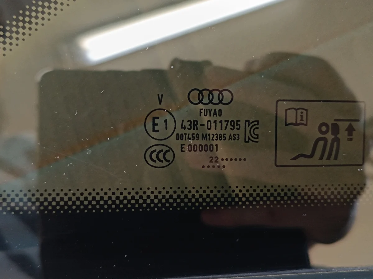 Audi A4 B9 LIFT Seitenfenster Rechts Hinten image 7
