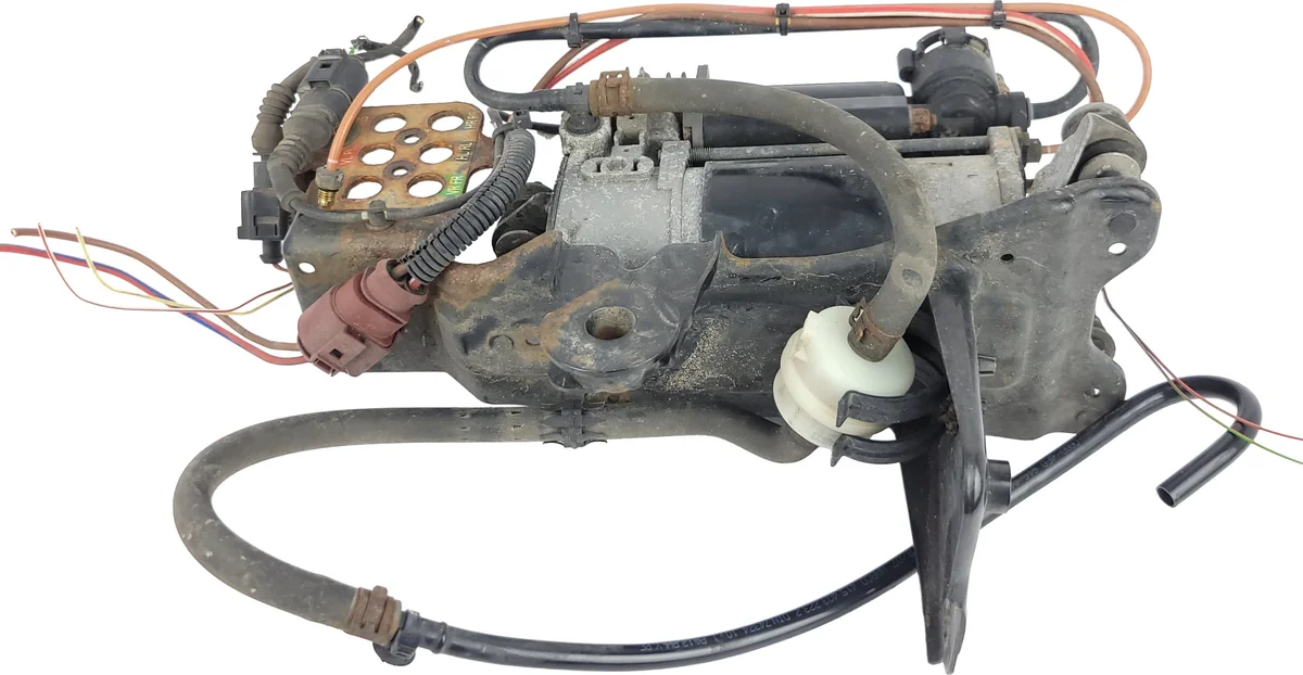 Audi A6 C6 Kompressori 4F0616005E