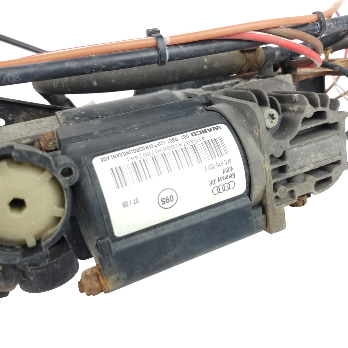 Compressor Suspensão Audi A6 C6 Usado image 7