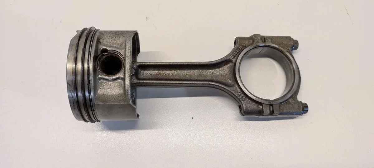 PORSCHE BOXSTER 986 BIELLE PISTON