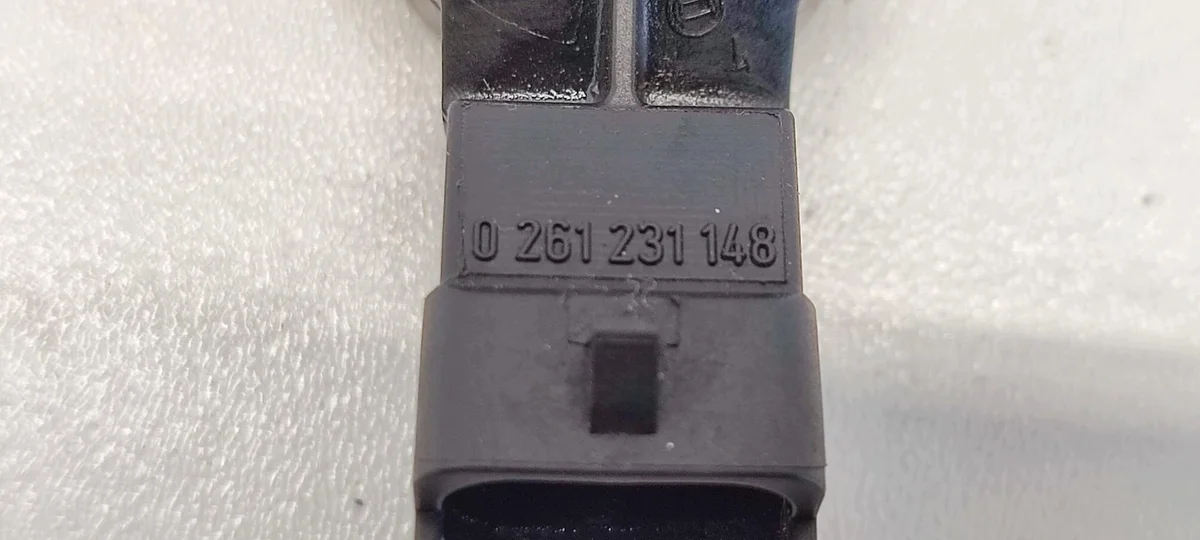 Porsche Boxster 986 Knock Sensor 99660612100 image 3