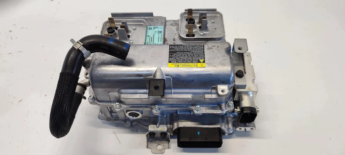 Hyundai Ioniq Wechselrichter 366002B682 SIG5L6G0201