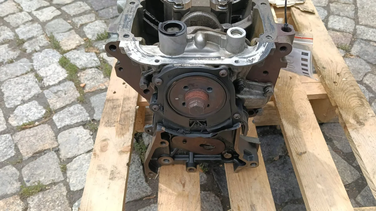 Moottorilohko Fiat Doblo Combo 1.6 CDTI image 6