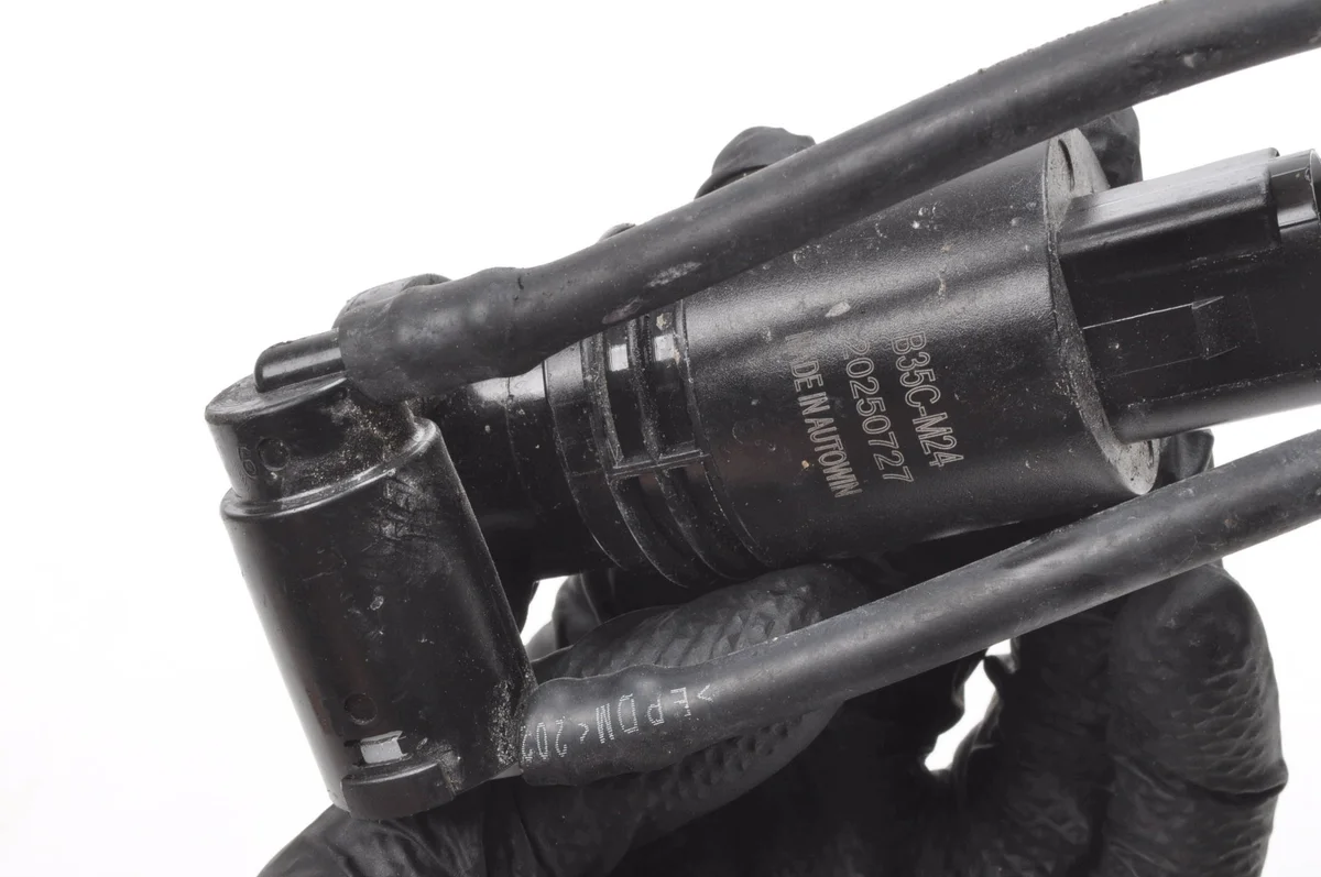 Scheibenwaschpumpe MG ZS II B35C-M24 gebraucht