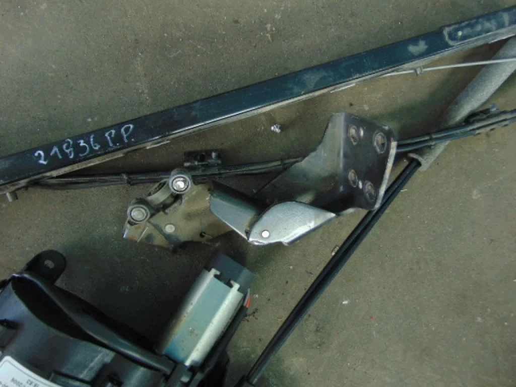 Peugeot 1007 liukuoven mekanismi image 6