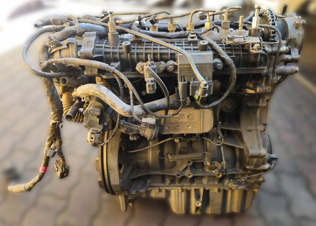 SSANGYONG TIVOLI 1.6D D16DTF GRIB Motor image 6