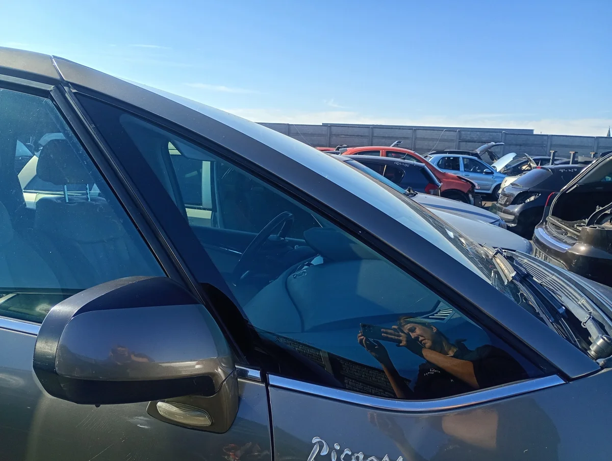 VETRO LATO CITROEN C4 PICASSO 07-13 DX