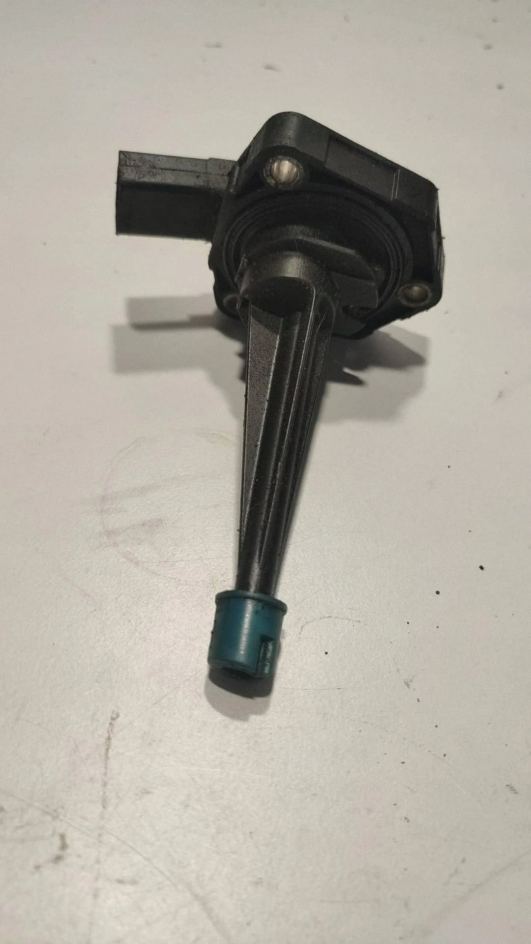 Oliepeil sensor Audi A4 A6 2.0 TDI 04L907660A