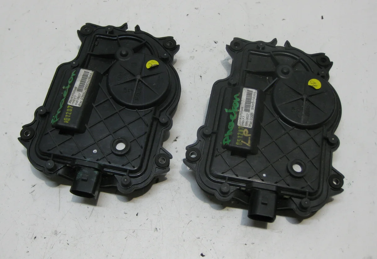Motorino chiusura serratura VW Phaeton 3D0837059B