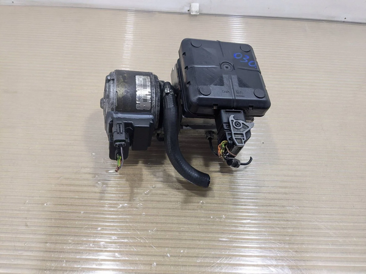 Compresor suspensión Citroen C5 2009 5002074C