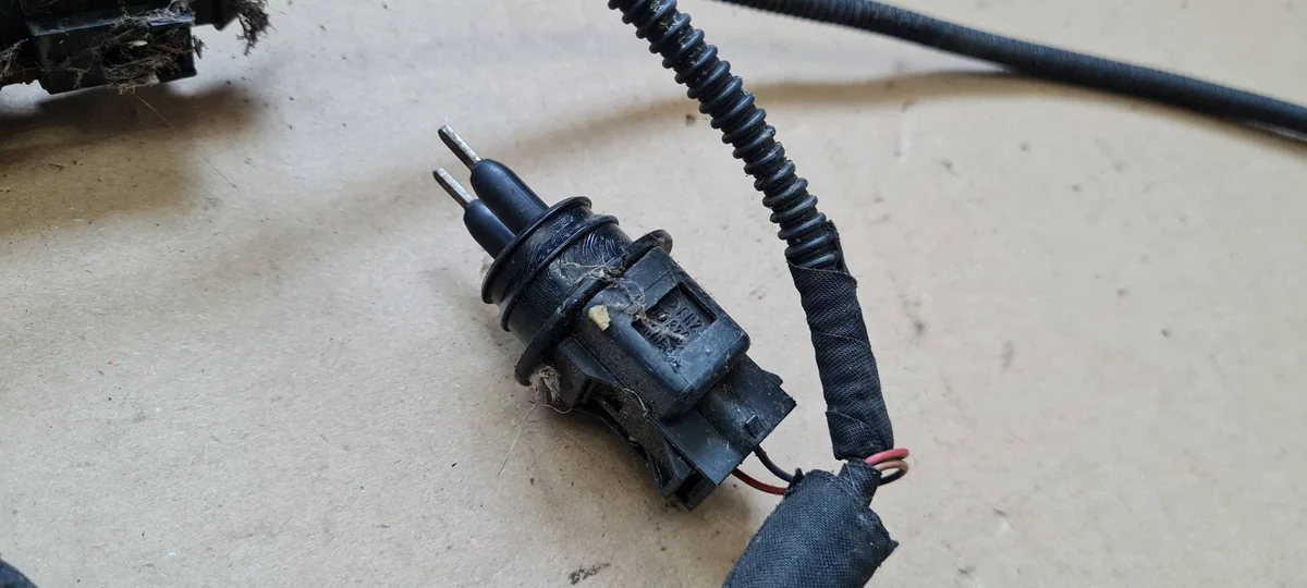 Audi A4 B8 A5 Q5 A6 C7 Spritzpumpe 8K5955647