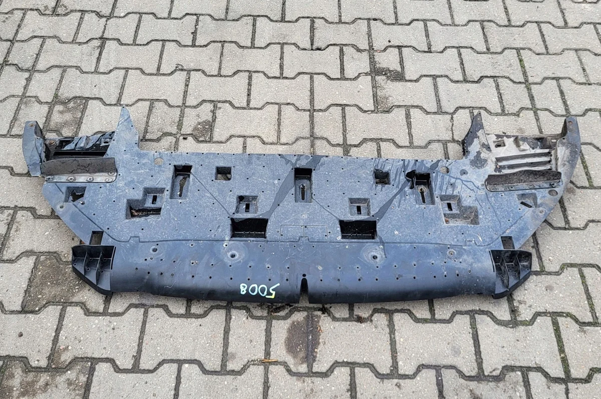 Unterer Stoßfängerboden Peugeot 5008 I 9686646580