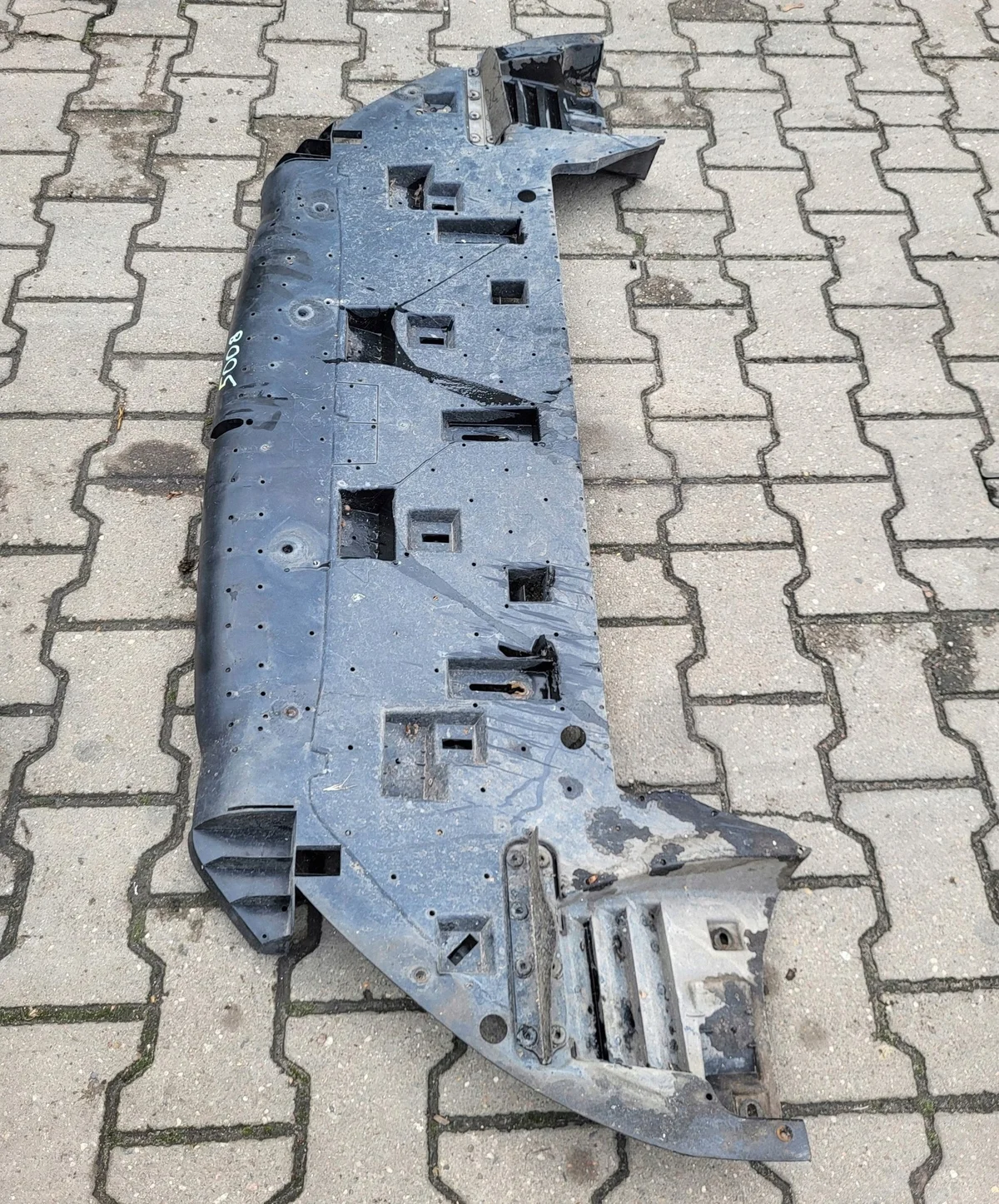 Front Bumper Underside Shield Peugeot 5008 image 5