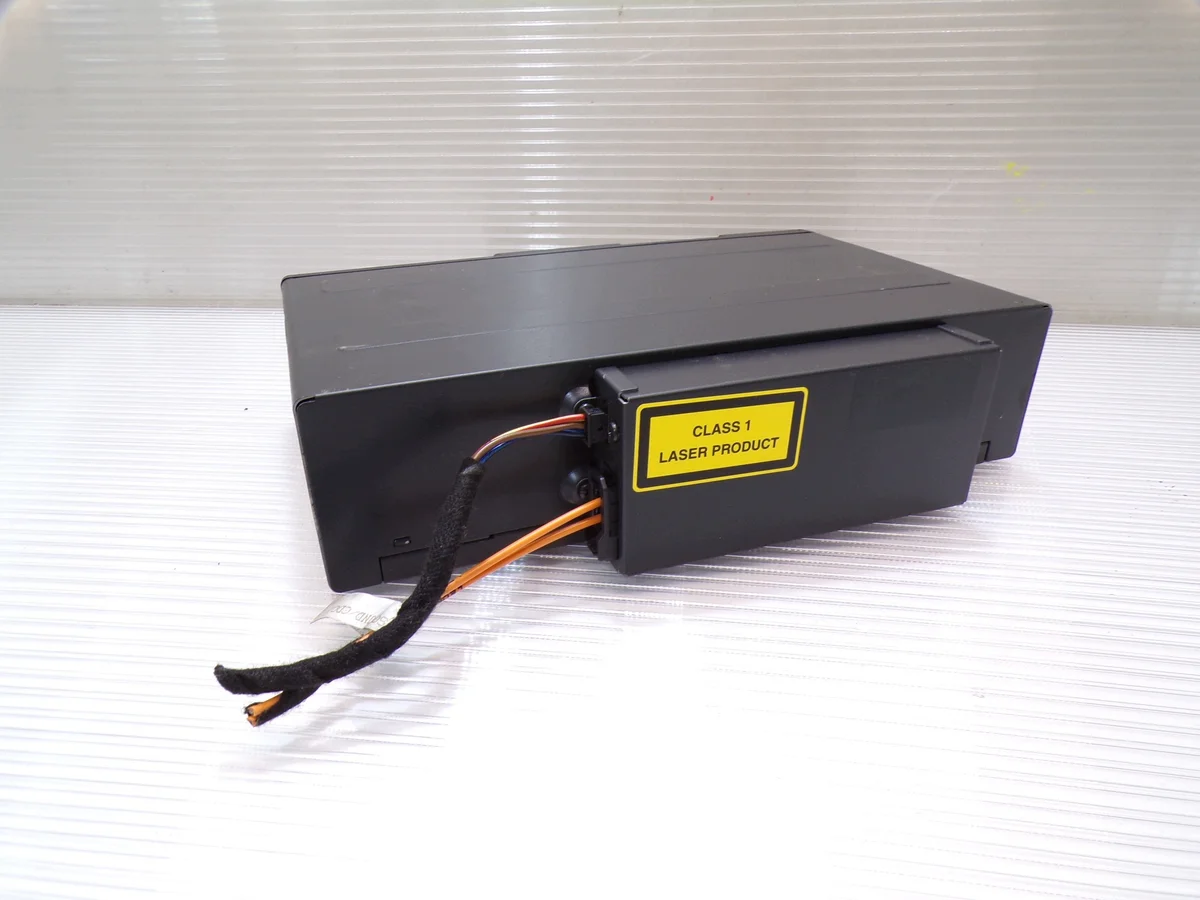 CD-Wechsler Magazin Mercedes W220 W215 image 3