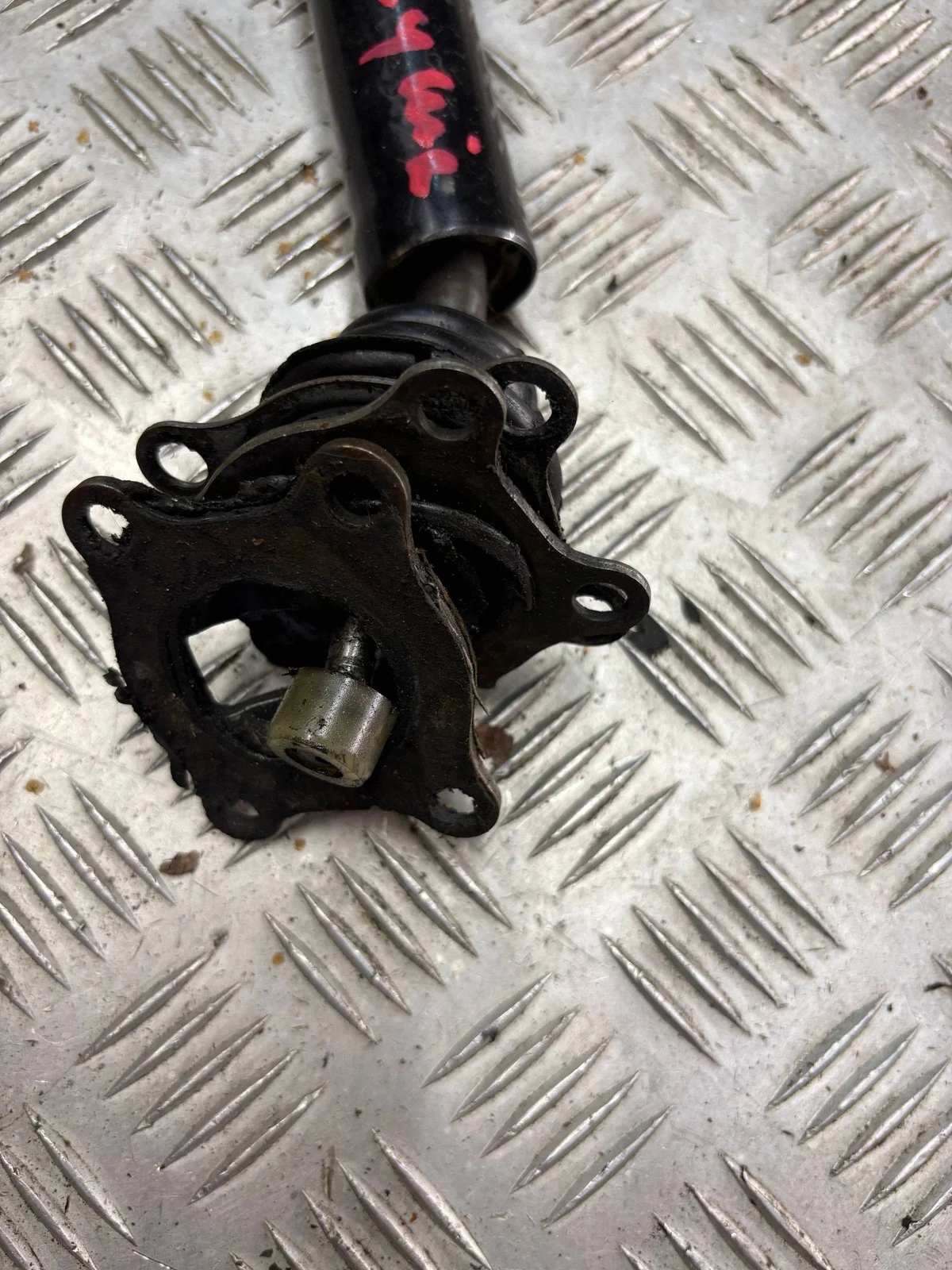 Gear Shifter Mitsubishi L200 III 2.5 TD 99-06 BWZ5110