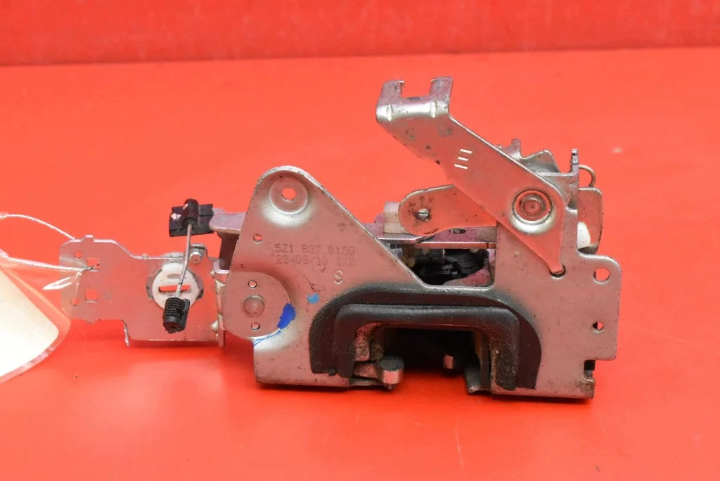VW Fox Deurslot Links Voor Gebruikt