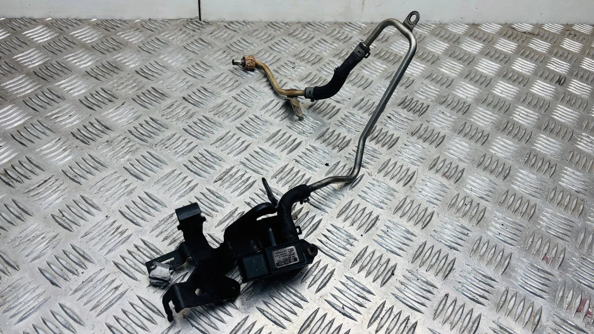 Capteur Pression Gaz Échappement Skoda 03L906051D