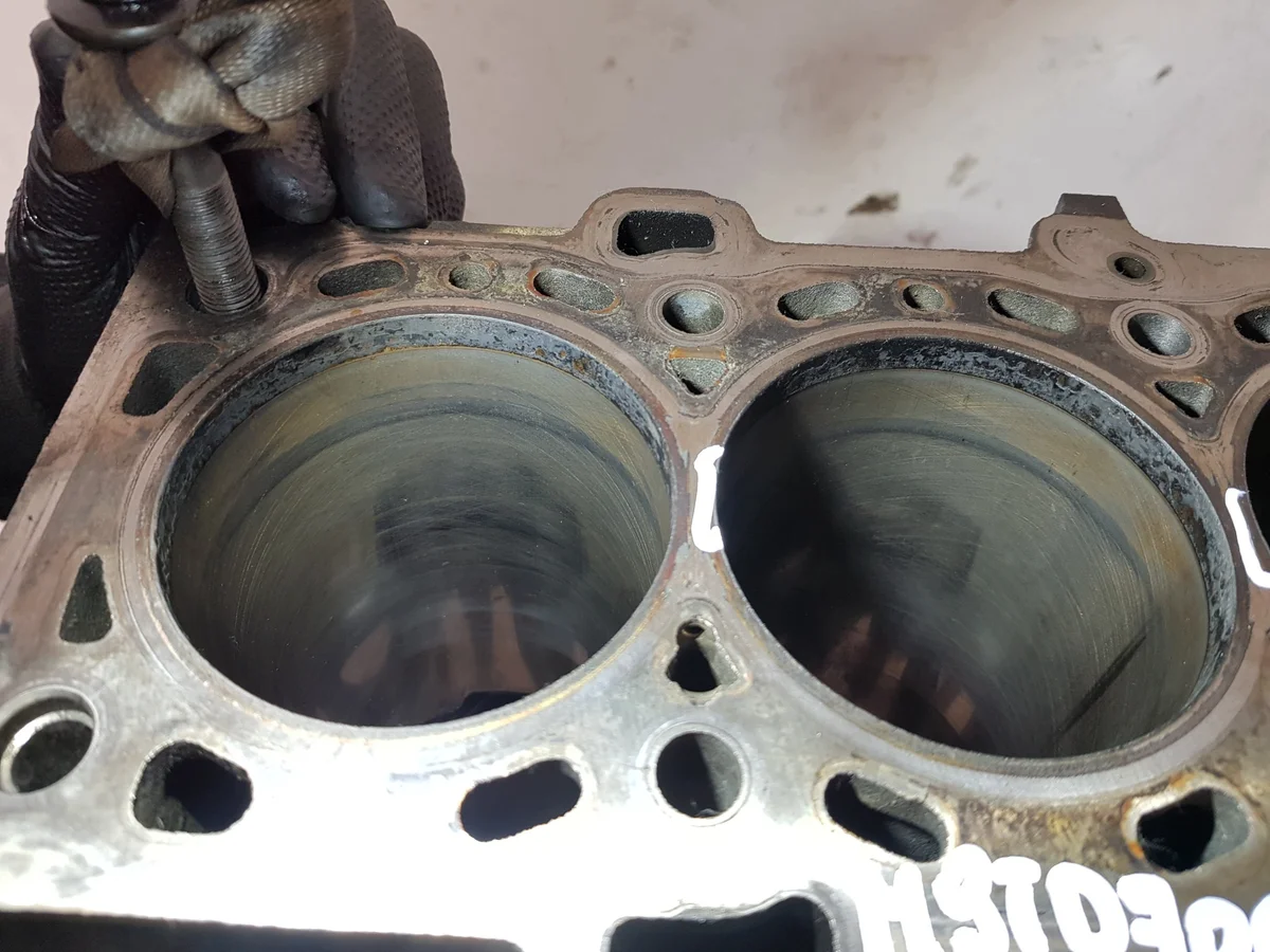 Bloco do Motor Renault Master 2.3 DCI M9TD706 image 6